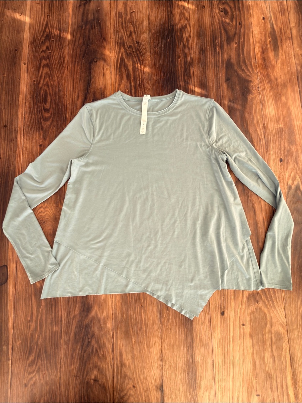 lululemon athletica Women's Long-Sleeve Asymmetric Hem Top in Sage